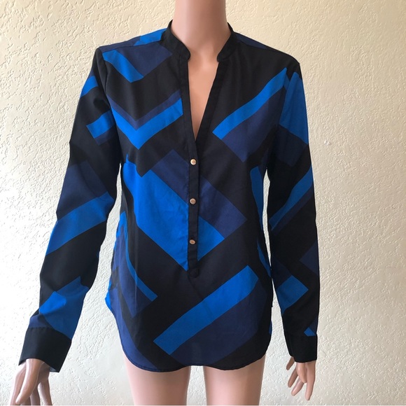 New York & Company Women’s Blue/Black Blouse Size M V-Neck Long Sleeves Shirt - Picture 1 of 16